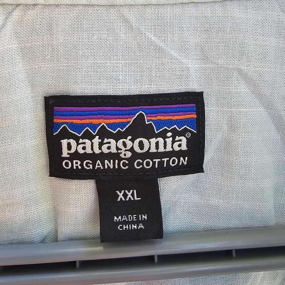 Patagonia Organic Cotton Shirt - Light Blue XXL Button Up Short Sleeve - Picture 3 of 4